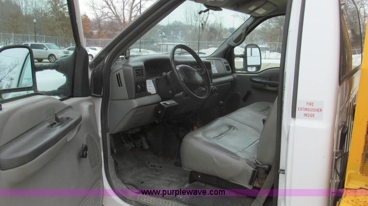 image for item E3788 Foremost Mobile Core drill mounted on 2002 Ford F550 Super Duty truck