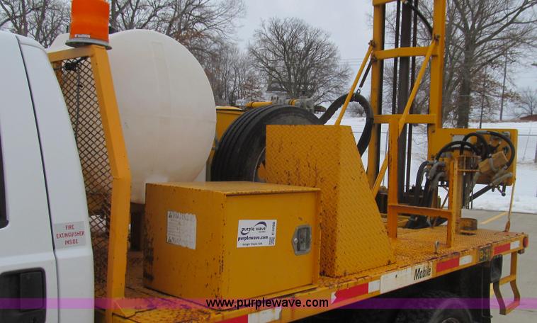 image for item E3788 Foremost Mobile Core drill mounted on 2002 Ford F550 Super Duty truck
