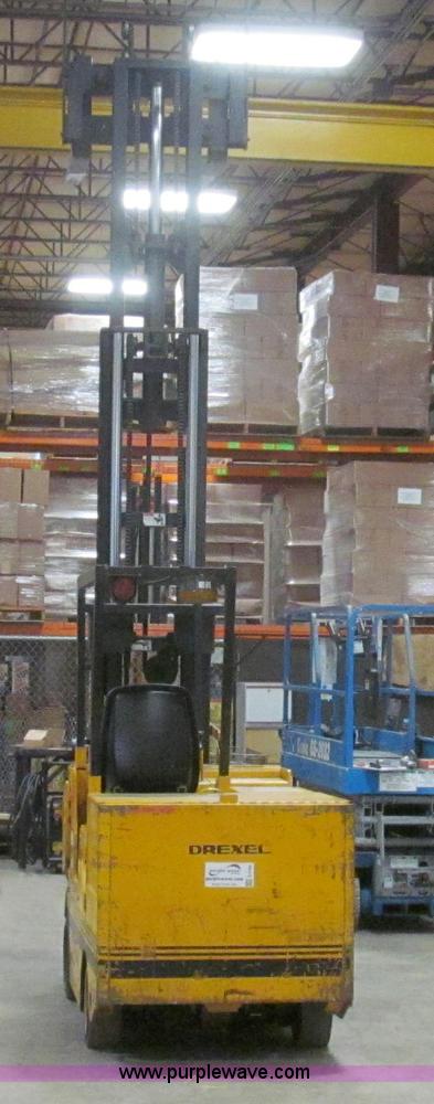 image for item E3789 1994 Drexel SL33HP electric forklift