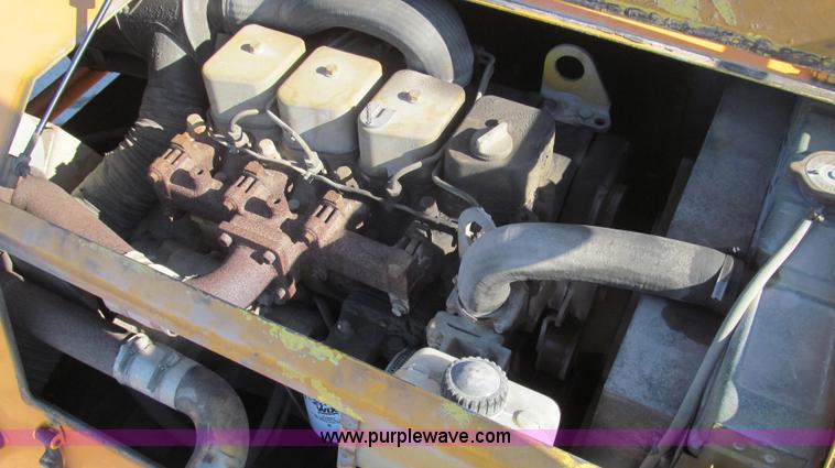 image for item E3790 1990 Bomag BW12R pneumatic roller