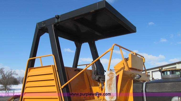 image for item E3790 1990 Bomag BW12R pneumatic roller