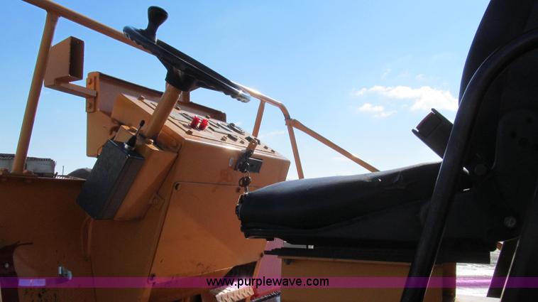 image for item E3790 1990 Bomag BW12R pneumatic roller