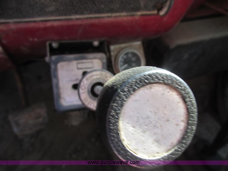 image for item E7101 1979 GMC 7000 dump truck