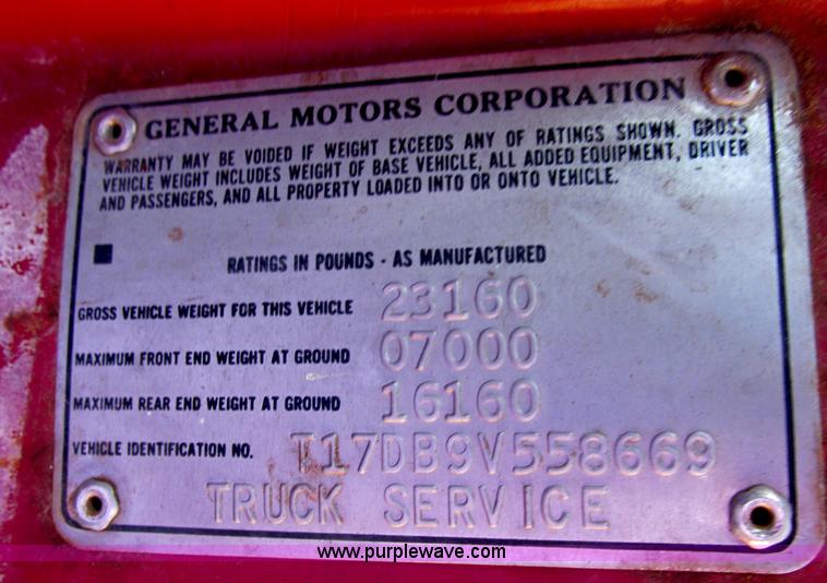 image for item E7101 1979 GMC 7000 dump truck