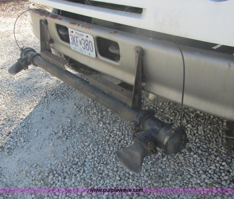 image for item E7106 1999 Sterling L7500 water tanker truck