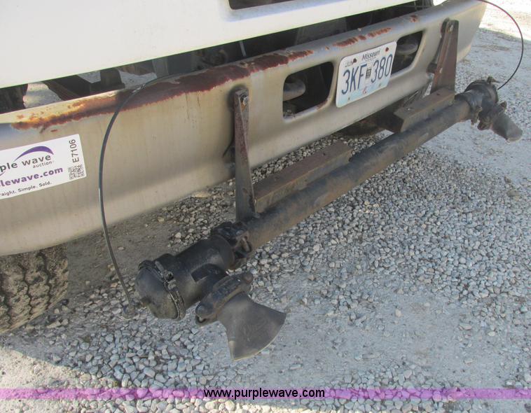 image for item E7106 1999 Sterling L7500 water tanker truck