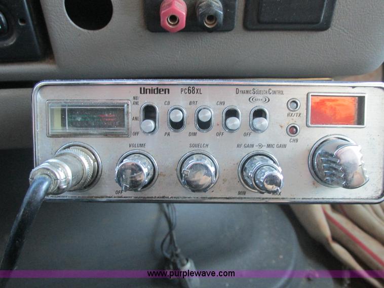 image for item E7106 1999 Sterling L7500 water tanker truck