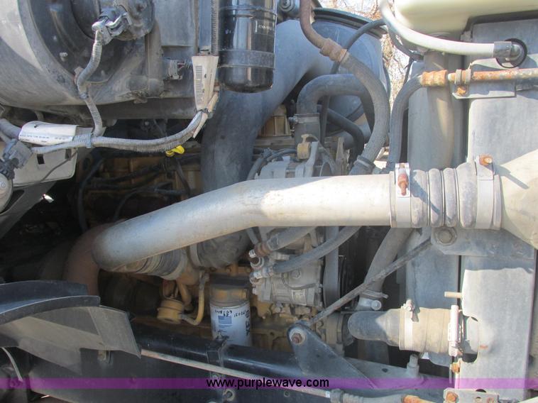 image for item E7106 1999 Sterling L7500 water tanker truck