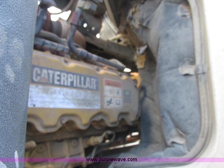 image for item E7106 1999 Sterling L7500 water tanker truck