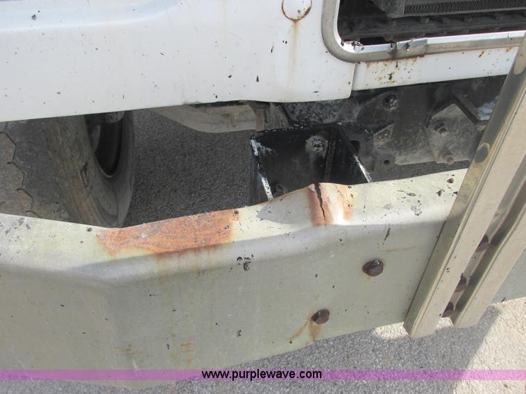 image for item E7129 1993 Mack RD6905 dump truck