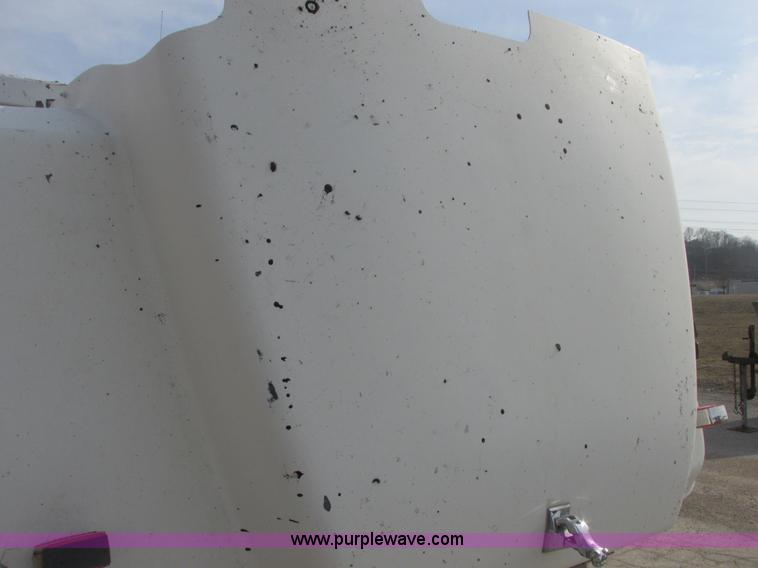 image for item E7129 1993 Mack RD6905 dump truck