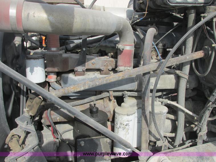 image for item E7129 1993 Mack RD6905 dump truck