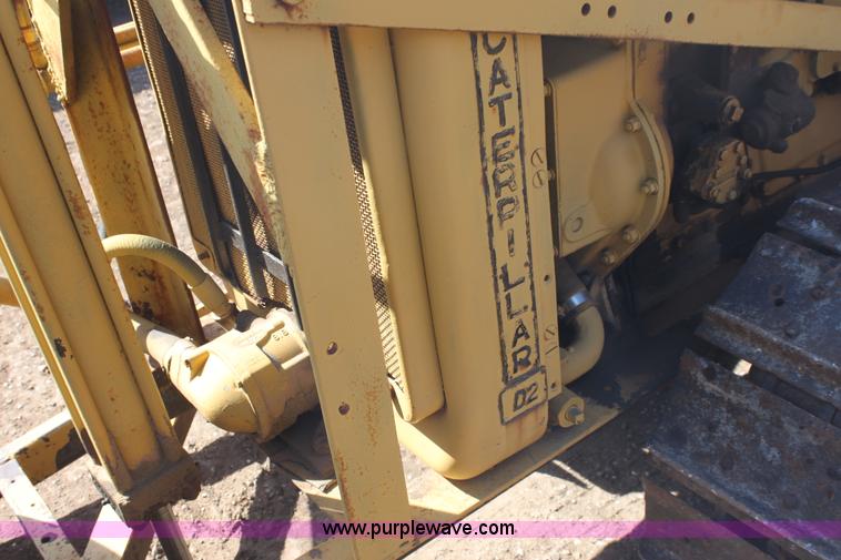 image for item E8447 1944 Caterpillar D2 dozer