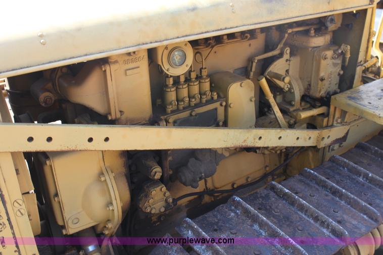 image for item E8447 1944 Caterpillar D2 dozer