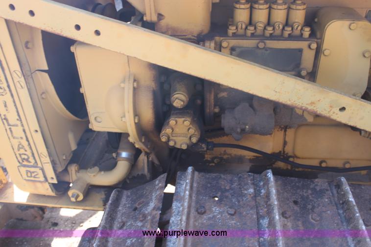 image for item E8447 1944 Caterpillar D2 dozer