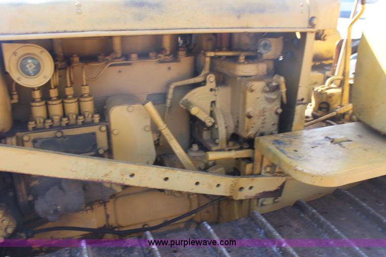 image for item E8447 1944 Caterpillar D2 dozer
