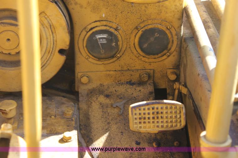 image for item E8447 1944 Caterpillar D2 dozer
