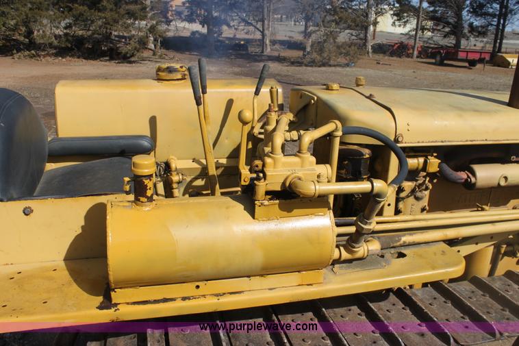 image for item E8447 1944 Caterpillar D2 dozer