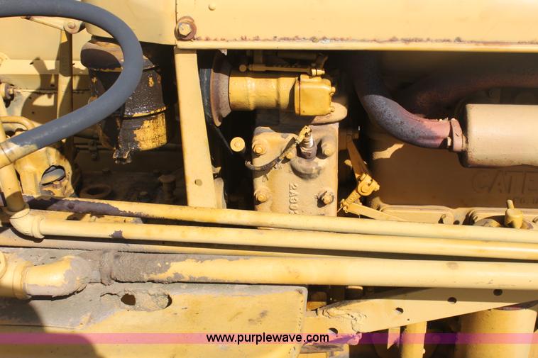 image for item E8447 1944 Caterpillar D2 dozer