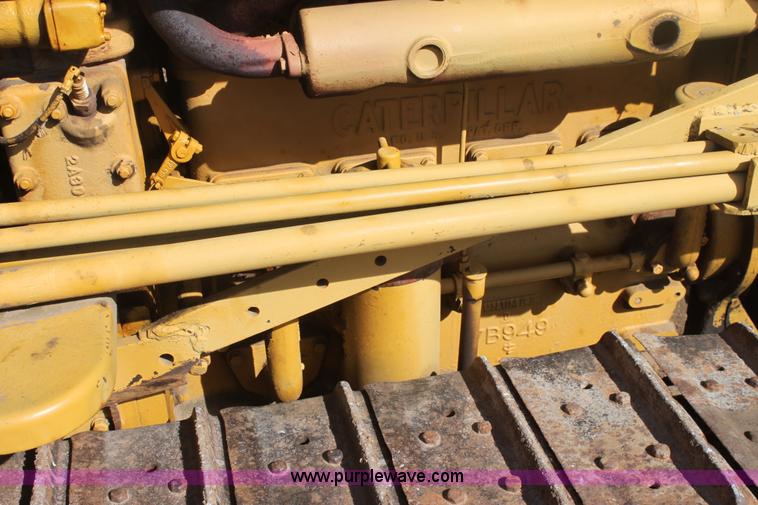 image for item E8447 1944 Caterpillar D2 dozer