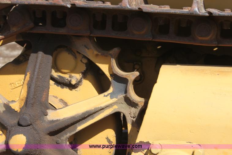 image for item E8447 1944 Caterpillar D2 dozer