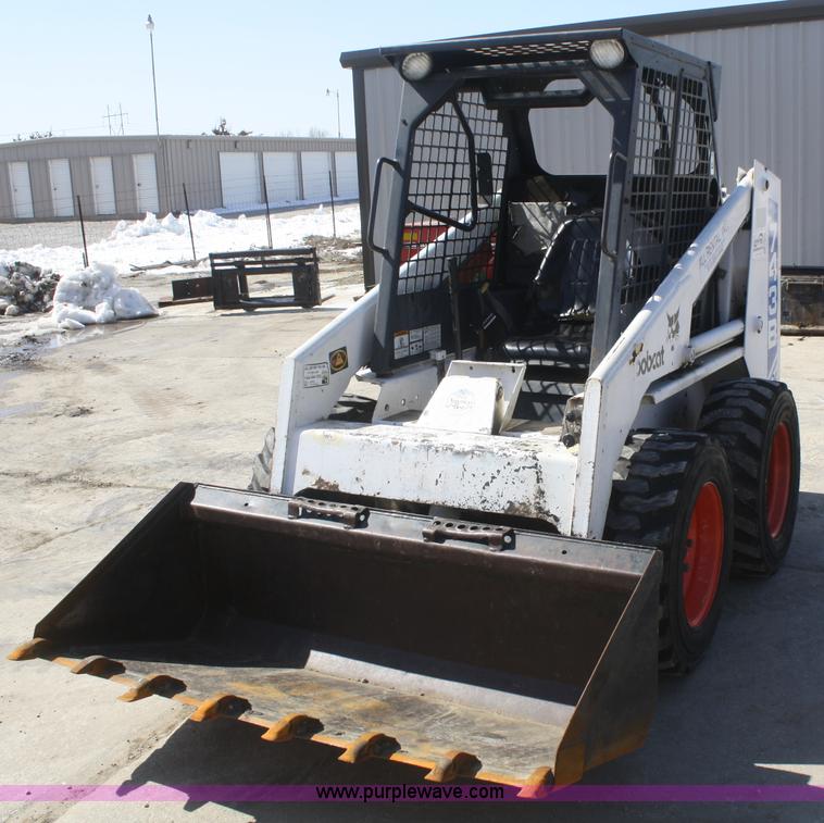 image for item F2785 1993 Bobcat 743B skid steer