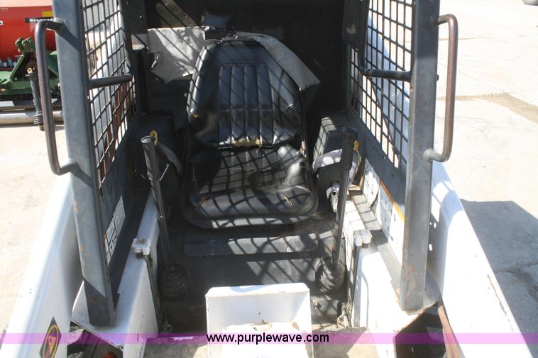 image for item F2785 1993 Bobcat 743B skid steer