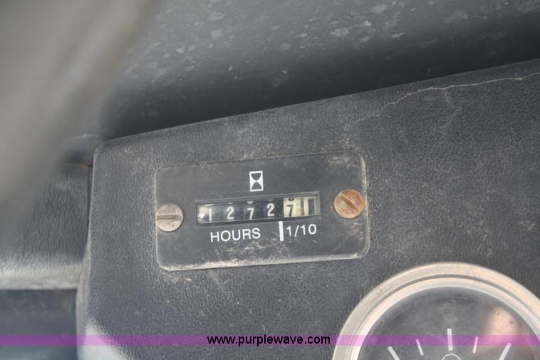 image for item F2785 1993 Bobcat 743B skid steer