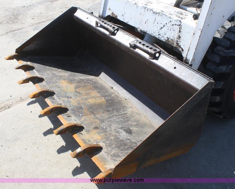 image for item F2785 1993 Bobcat 743B skid steer