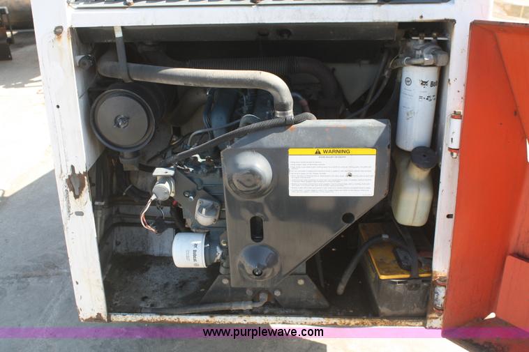 image for item F2785 1993 Bobcat 743B skid steer