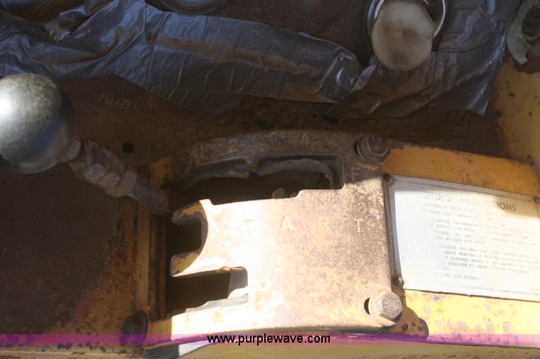 image for item F2821 1976 Caterpillar 613  elevating scraper