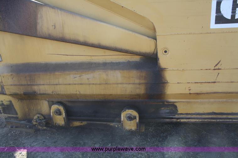 image for item F2821 1976 Caterpillar 613  elevating scraper