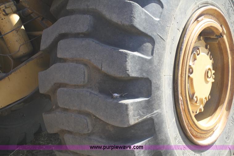 image for item F2821 1976 Caterpillar 613  elevating scraper