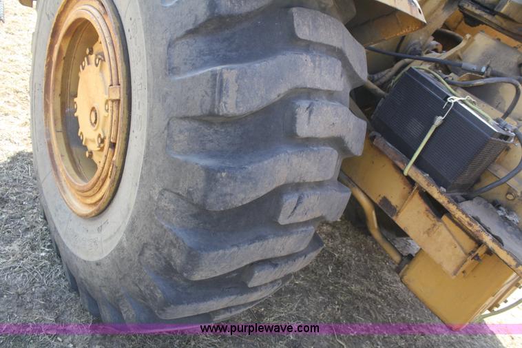 image for item F2821 1976 Caterpillar 613  elevating scraper