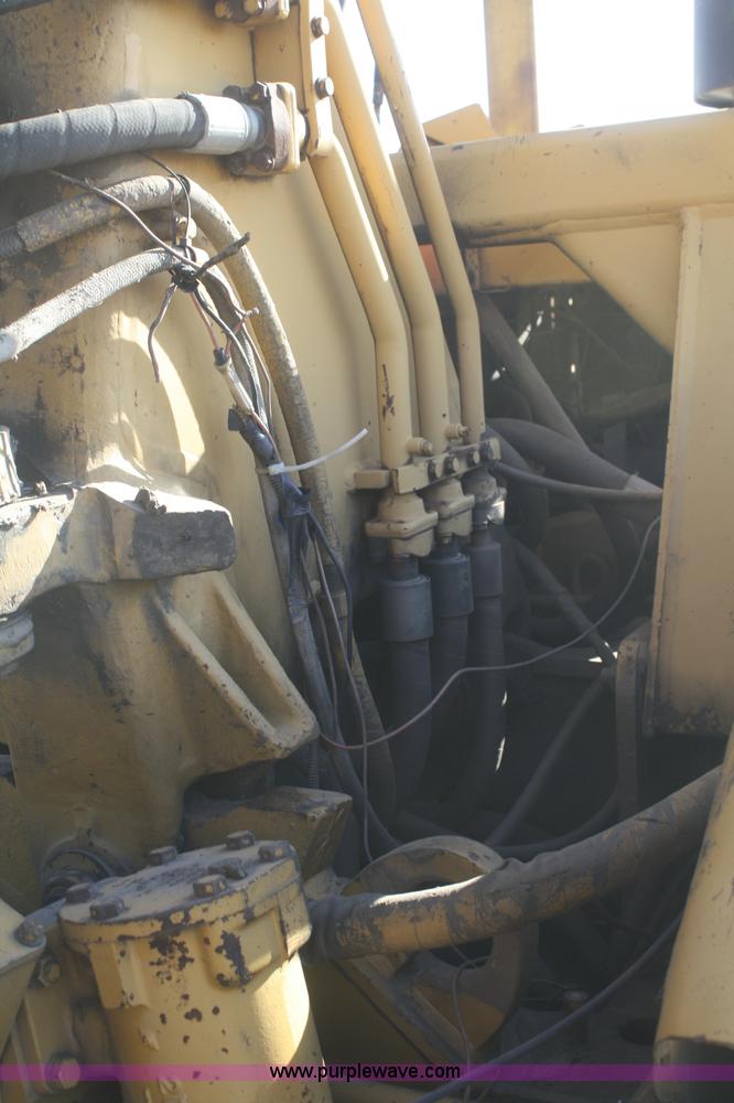 image for item F2821 1976 Caterpillar 613  elevating scraper