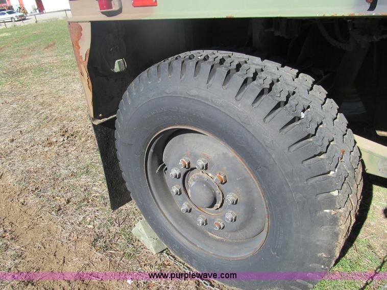 image for item F3034 2002 Hemat M989A1 trailer