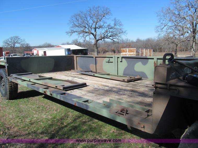 image for item F3034 2002 Hemat M989A1 trailer