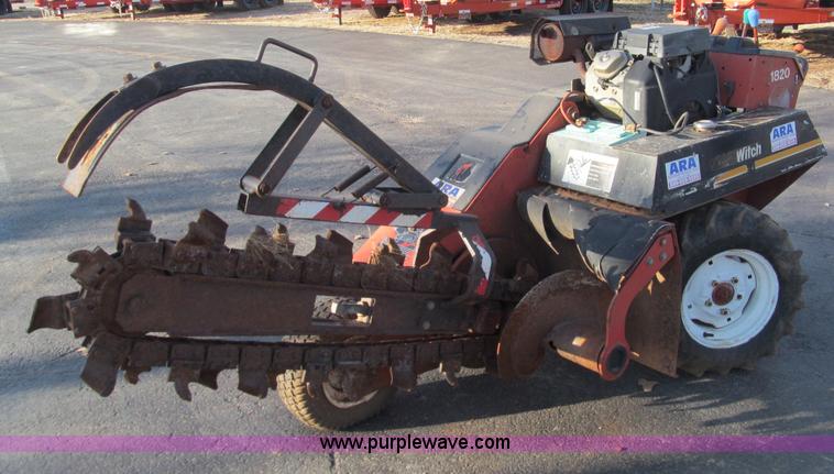 image for item F3132 Ditch Witch 1820 walk along trencher