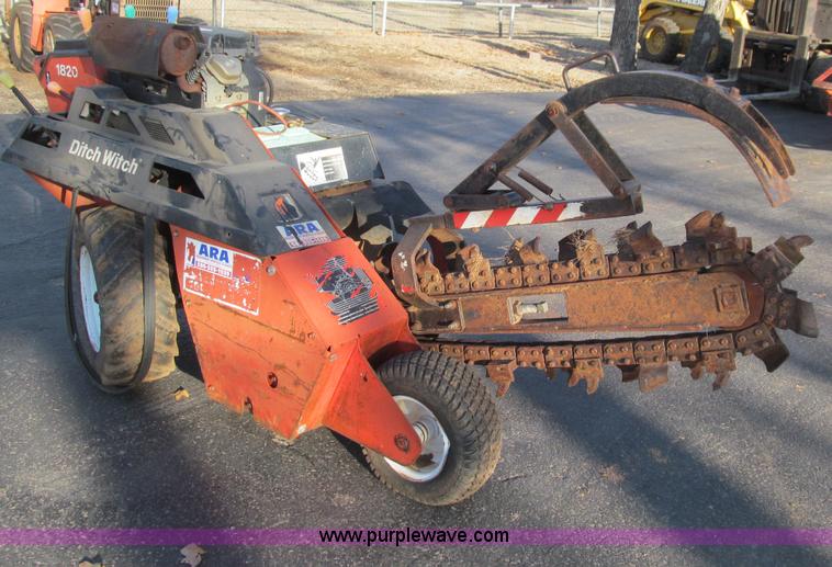 image for item F3132 Ditch Witch 1820 walk along trencher