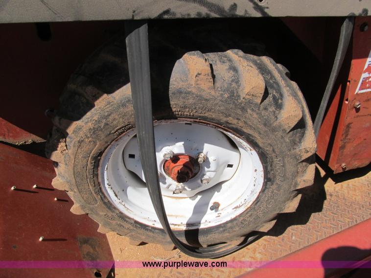 image for item F3132 Ditch Witch 1820 walk along trencher