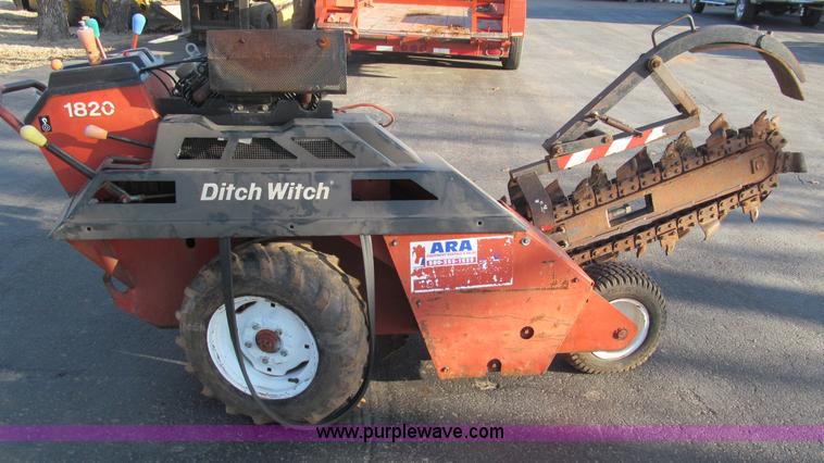 image for item F3132 Ditch Witch 1820 walk along trencher