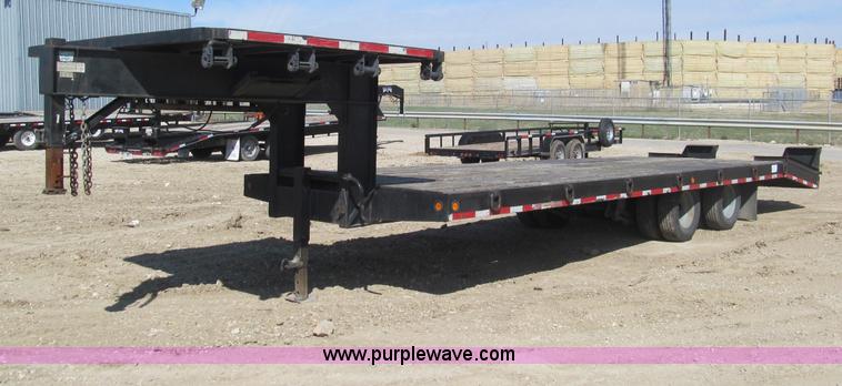 image for item F3151 2005 Interstate Trailers gooseneck flatbed trailer