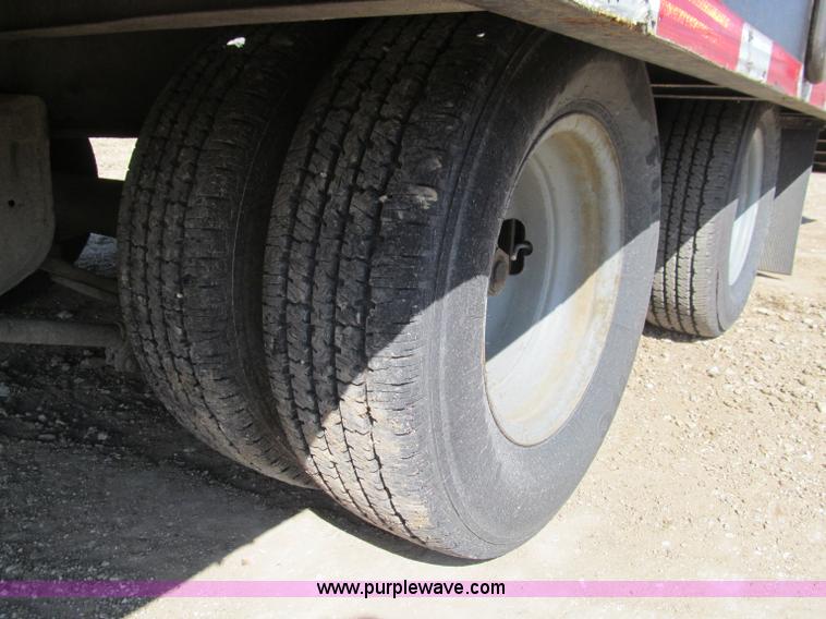 image for item F3151 2005 Interstate Trailers gooseneck flatbed trailer