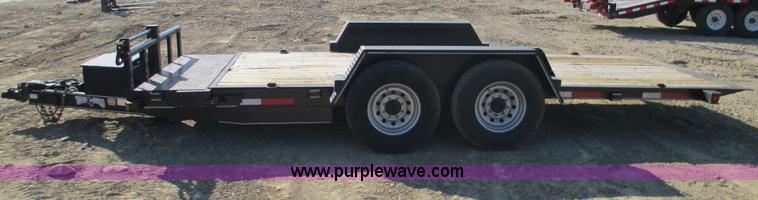 image for item F3152 2010 Texas Bragg tilt deck trailer