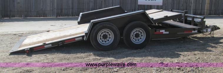 image for item F3152 2010 Texas Bragg tilt deck trailer