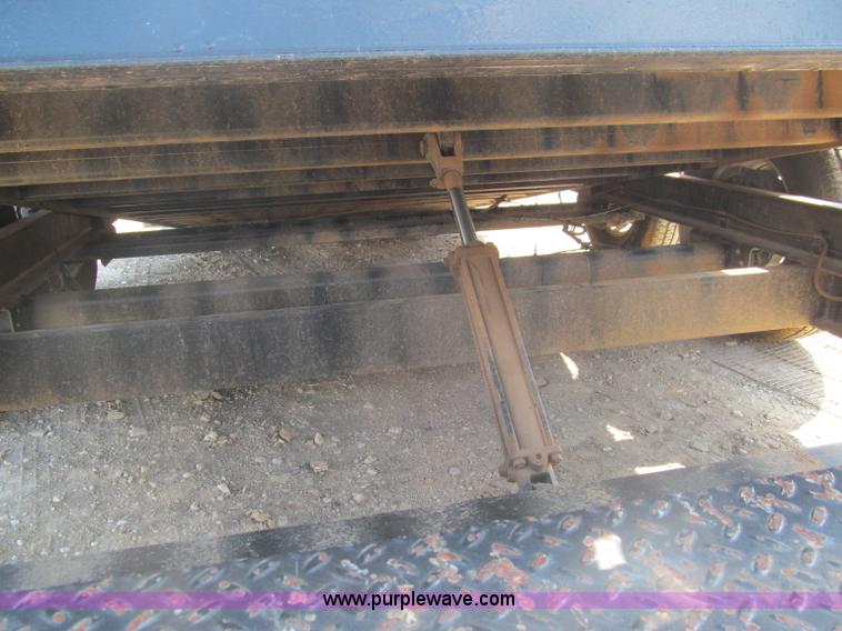 image for item F3152 2010 Texas Bragg tilt deck trailer