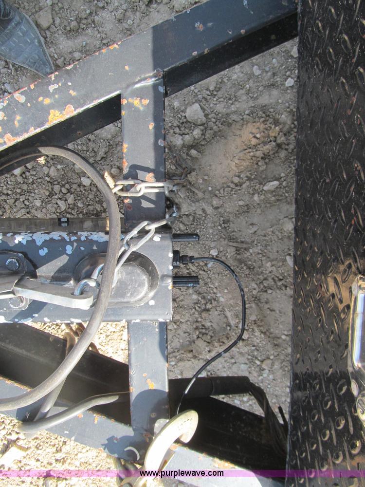 image for item F3152 2010 Texas Bragg tilt deck trailer