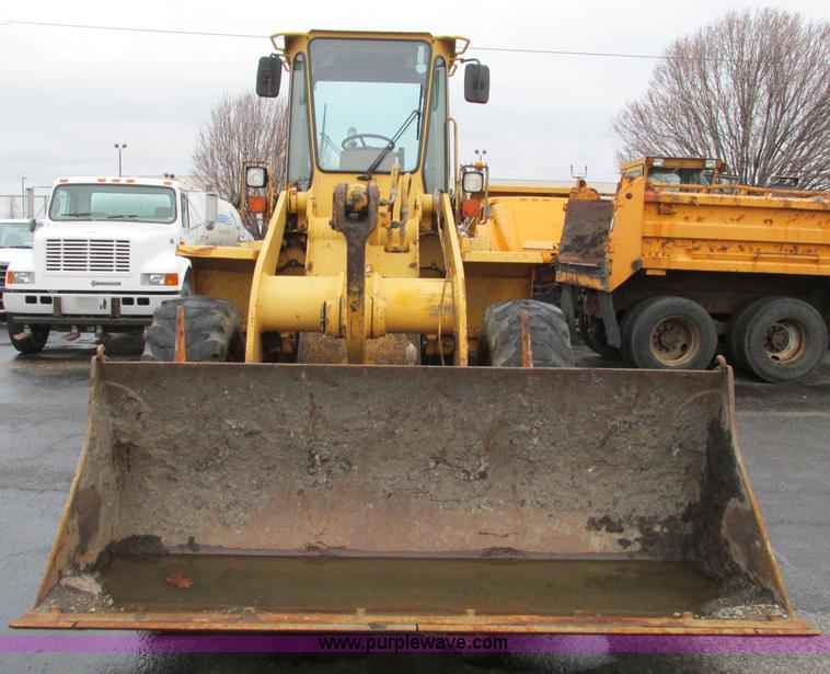 image for item F4391 1994 John Deere 544G front wheel loader