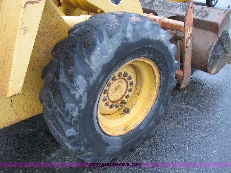 image for item F4391 1994 John Deere 544G front wheel loader