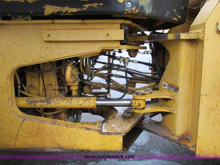 image for item F4391 1994 John Deere 544G front wheel loader